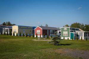 Narrows Too Camping Resort Loft Cottage 12