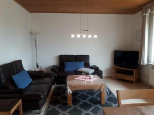 Holiday Home in Mühlendeich mit Großem Garten by Interhome