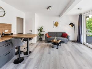 Apartment Appartement in Südfriedhof mit Großem Balkon by Interhome