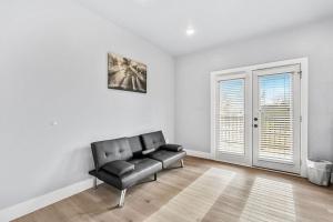 #4 Studio Town Place 2