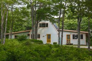 One-Bedroom Apartment room in Patten Pond Camping Resort Apartment 1