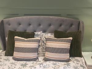 One-Bedroom With Private Entrance