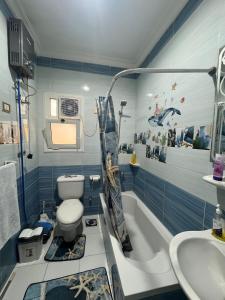 Cozy large apartment 200 Sqm 3 bedroom AC & WIFI