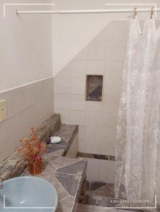 Las Pircas alquiler temporario habitaciones y cabañas