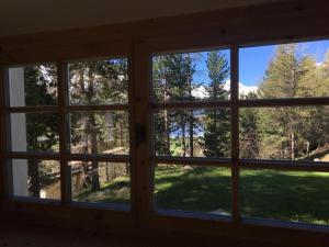 Apartment Chesa Bindschedler by Interhome