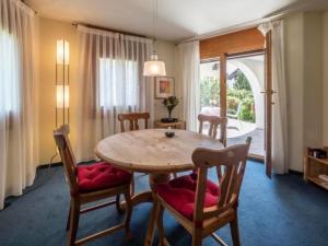 Apartment Selvas 12 by Interhome