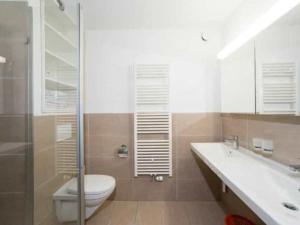 Apartment Chesa Azalea 3 klein by Interhome