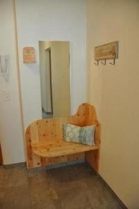 Apartment Chesa Semnadur H5 by Interhome