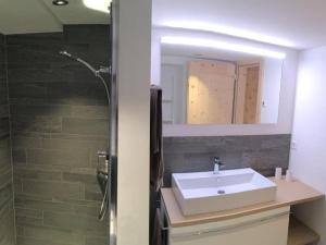 Apartment Chesa Kober by Interhome