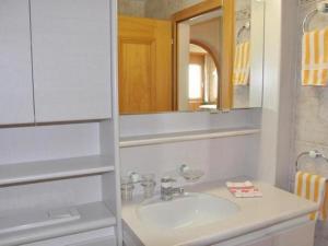 Apartment Chesa Semnadur H2 by Interhome