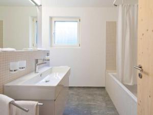 Apartment Chesa Flur Sulagl 1 by Interhome