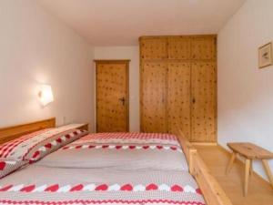 Apartment Chesa la Furia 22 - Bergbahnen inklusiv im Sommer by Interhome