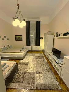 Retro and Mozaik apartman