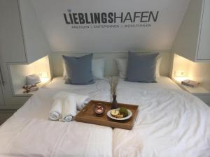 Holiday Home DünenHuuske InselStill mit Sauna auf Spiekeroog by Interhome