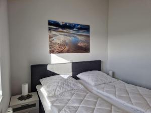 Holiday Home G10 Ferienhaus mit Wiesenblick in Eckwarderhörne by Interhome