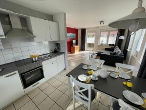 Apartment Sonnige Ferienwohnung mit großem Garten by Interhome