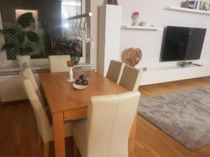 Apartment Private Ferienwohnung in Nordenham mit großem Garten by Interhome