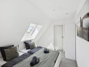 Apartment Waldsuite by Interhome