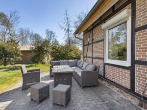 Apartment Waldsuite by Interhome