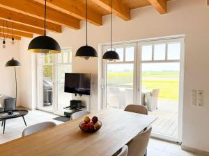 Holiday Home Villa Neufunnixsiel by Interhome