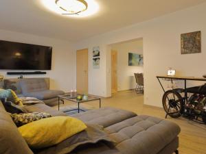 Apartment Appartement in Mastershausen mit Terrasse- Garten und Grill by Interhome