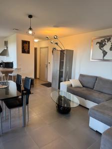 LImmortelle - T3 avec balcon vue mer & montagne