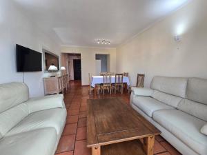 Vitoria 2 by MTPhomes