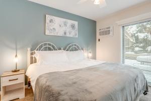 Walk to Golf Course! Clymer Summer Escape w Deck