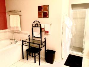 Luxury @ National Harbor Waterfront, Gaylord & MGM