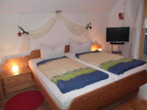 Apartment Apartment mit Königscard für 4 Personen by Interhome