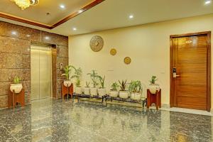 Super Townhouse by OYO Eastern View Formerly Vihaan Residency