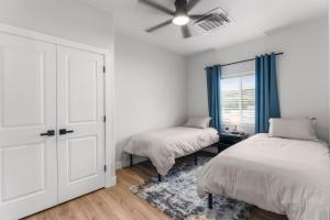 4- New Modern Loft near Zion, Bryce, Grand Canyon