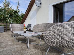 Apartment Wohnung in Mönkebude mit Terrasse und Grill by Interhome