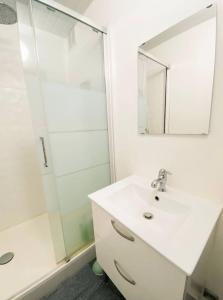 Private Room - Shared Apartment - Cenon - Tram A - Parking C2-4