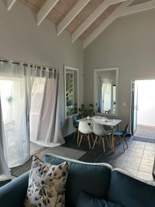 17 The Fountains Shelley-Point Golf Estate