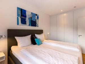 Apartment MoselRoyal NEU Luxus 2-4 P- Moselblick Klima by Interhome