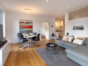 Apartment MoselRoyal NEU Luxus 2-4 P- Moselblick Klima by Interhome