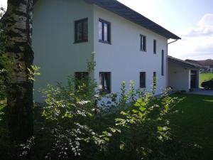 Apartment Casa Bianka in Fridolfing by Interhome