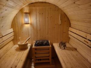 Holiday Home Haus am See mit Fasssauna- Liegewiese und Grill by Interhome