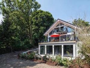 Apartment in Holzhausen mit Terrasse by Interhome