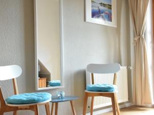 Apartment Gemütliche Ferienwohnung Seeblick by Interhome