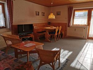 Apartment mit komplett eingerichteter Küchenzeile im Wohnraum by Interhome