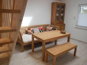 Apartment Gemütliches Appartement in Rettenbach Am Auerberg by Interhome