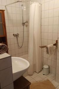 Apartment Kleine Ferienwohnung mit Hund by Interhome