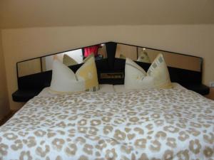 Holiday Home Roswitha 1 by Interhome