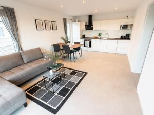 Apartment Herzlich willkommen im Ostseehaus am Naturstand - Ostseeblick! by Interhome