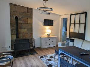 Holiday Home in Süd-Waldhanglage mit tollem Seeblick by Interhome