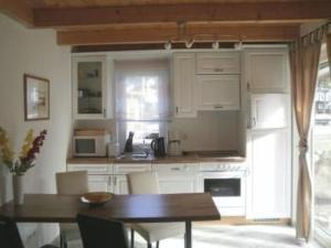 Holiday Home Strandnahes Ferienhaus Strandrubin mit Kamin by Interhome