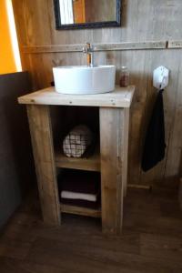 Holiday Home Gemütliches Safarizelt mit Grill und Garten by Interhome