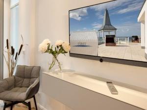 Apartment East Cloud by Interhome